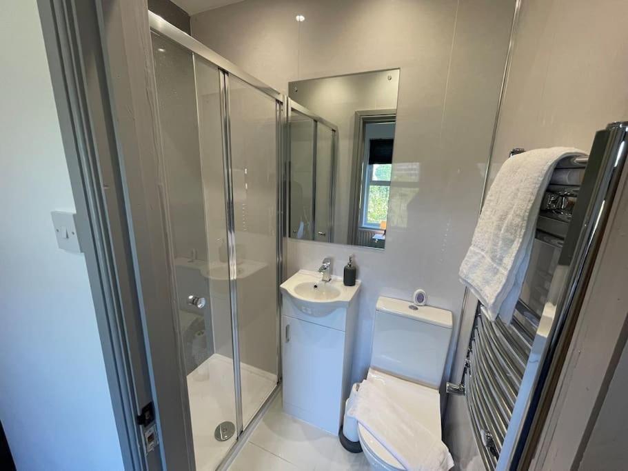 Ed Executive Ipswich Accommodation Экстерьер фото