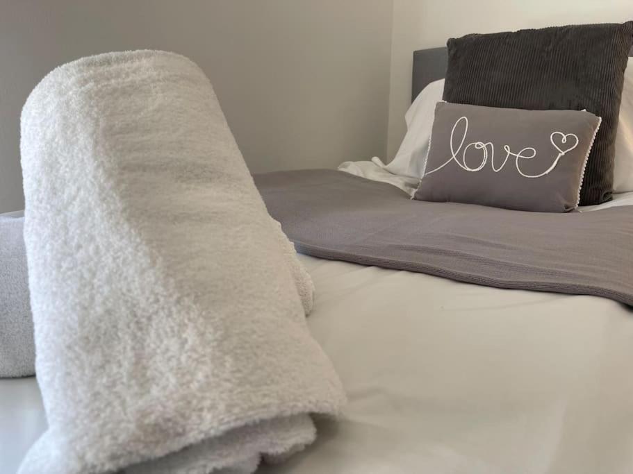 Ed Executive Ipswich Accommodation Экстерьер фото